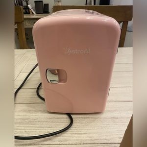 New without box Astro Al Mini Fridge